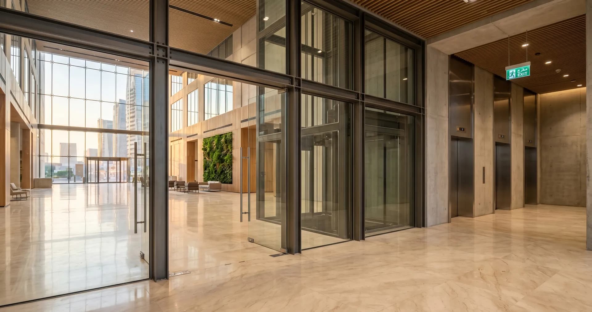 الزجاج المقاوم للحريق (SBC-801): معايير السلامة الحيوية في الواجهات السعودية