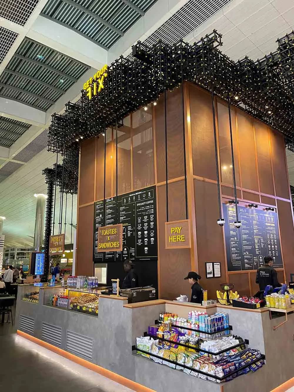 مقهى فيكس - مطار الملك خالد الدولي 5