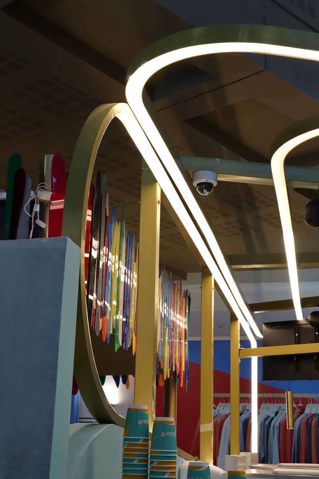 مقهى يولي 10