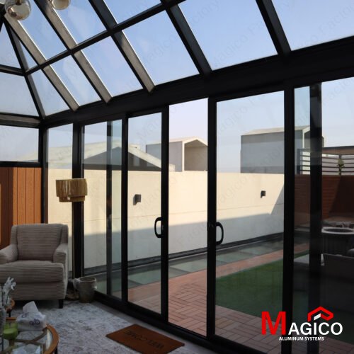 الغرفة الزجاجية  MAGICO FACTORY IMG 0778