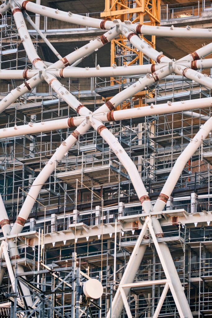 أهمية الحديد والفولاذ في الهياكل المعدنية الحديثة metal structures MAGICO FACTORY photo 1629582383579 ec36b9d67f88